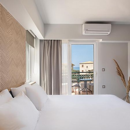 Alexia Beach Hotel Agia Marina Exteriér fotografie