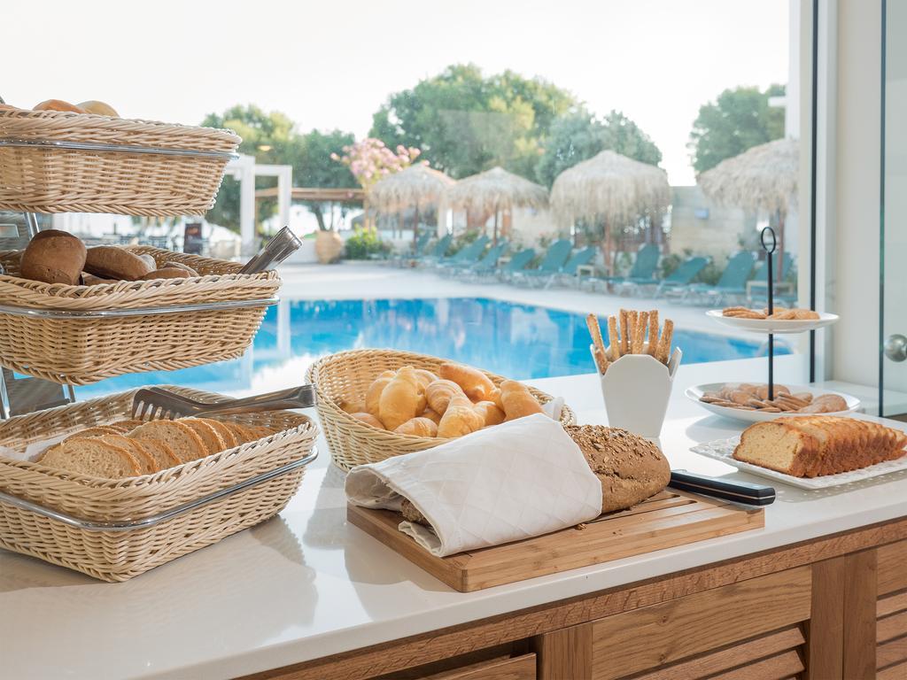 Alexia Beach Hotel Agia Marina Exteriér fotografie